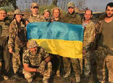 Дівчата зрізають коси. Книга спогадів