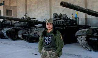 Дівчата зрізають коси. Книга спогадів